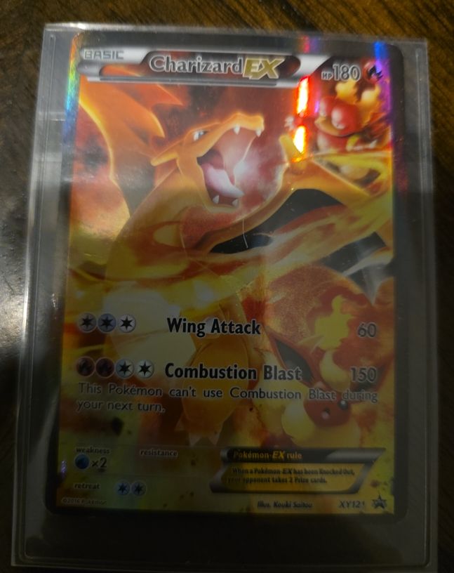 2016 Pokémon TCG #XY121 Charizard EX — front