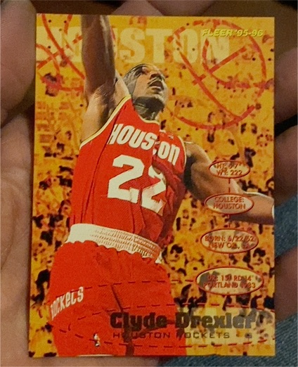1995-96 Fleer #66 Clyde Drexler — front
