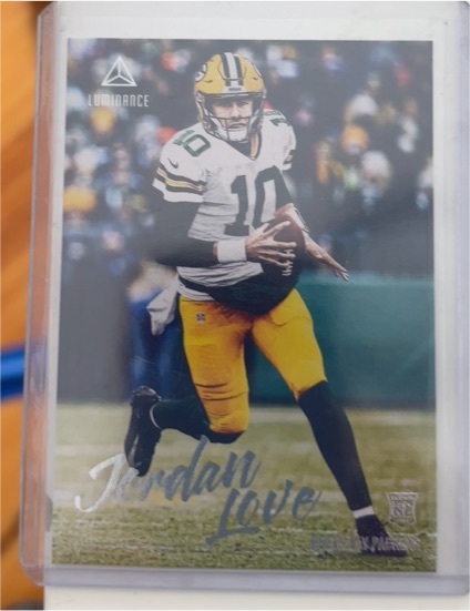 2020 Panini Chronicles Luminance #204 Jordan Love — front