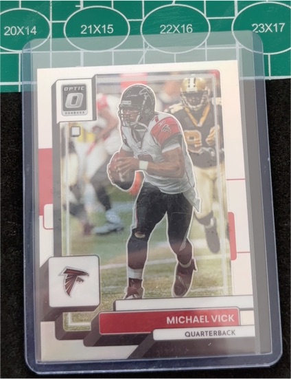 2022 Donruss Optic #12 Michael Vick — front