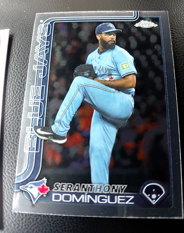 2025 Topps Chrome #13 Seranthony Dominguez — front