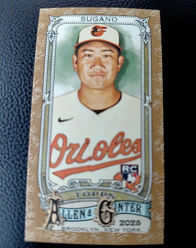 2025 Topps Allen & Ginter #149 Tomoyuki Sugano Mini Gold Border RC — front
