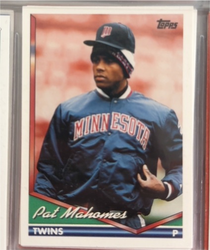 1994 Topps #43 Pat Mahomes — front