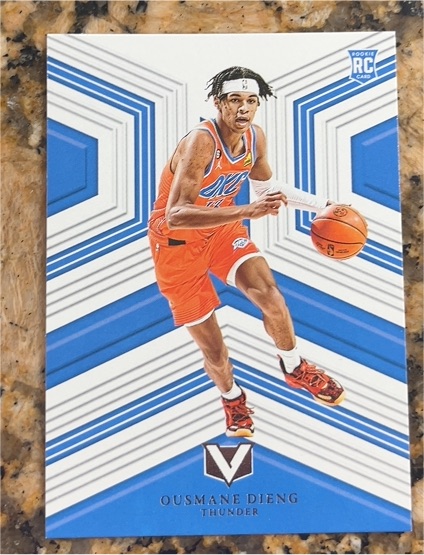 2022-23 Panini Chronicles Vertex #184 Ousmane Dieng — front