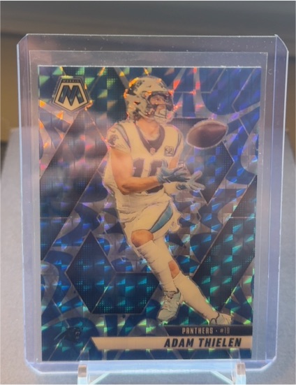 2020 Panini Mosaic #19 Adam Thielen — front