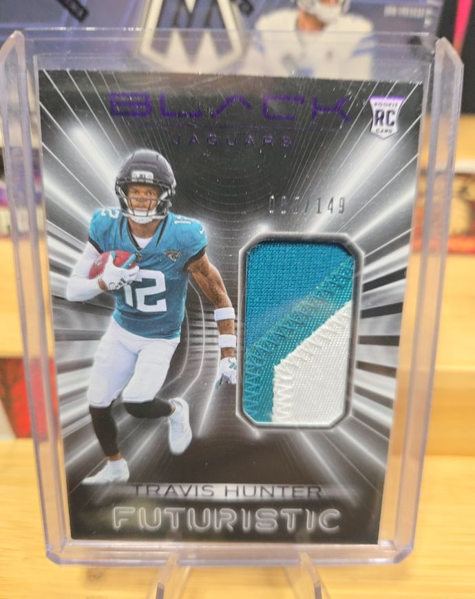 2025 Panini Black Futuristic #FUT-TH Travis Hunter — front