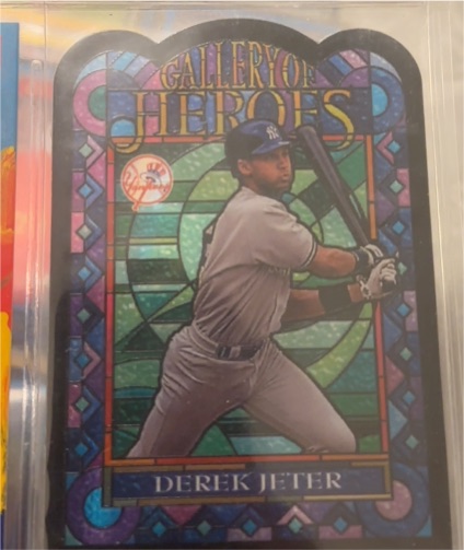 1997 Topps Gallery of Heroes #1 Derek Jeter — front