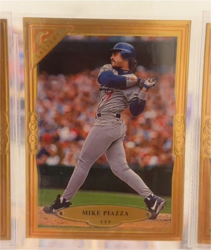1997 Topps Gallery #133 Mike Piazza — front