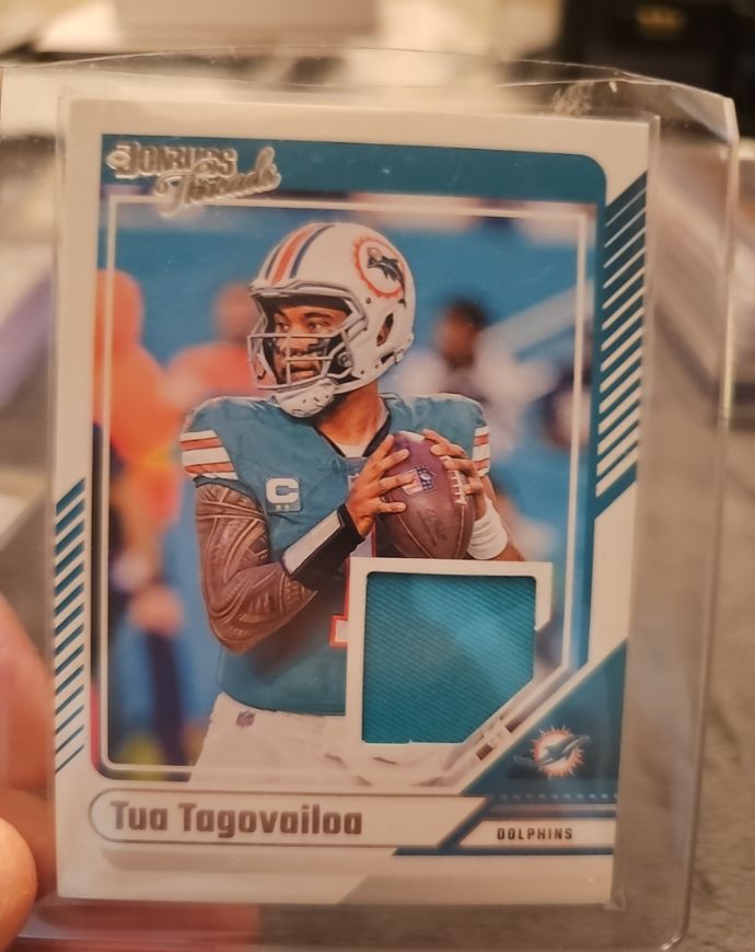 2024 Panini Donruss Threads #DTH-TTA Tua Tagovailoa — front