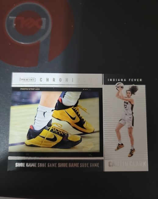 2025 Panini Chronicled #75 Caitlin Clark — front