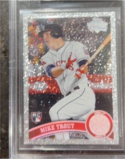 2011 Topps Update #US175 Mike Trout Rookie Card — front