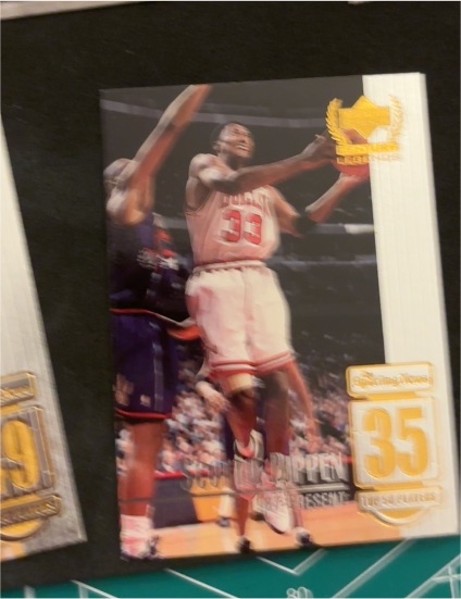 1999 Upper Deck Century Legends #35 Scottie Pippen — front