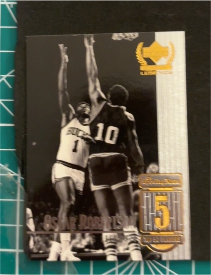 1998-99 Upper Deck Century Legends #5 Oscar Robertson — front