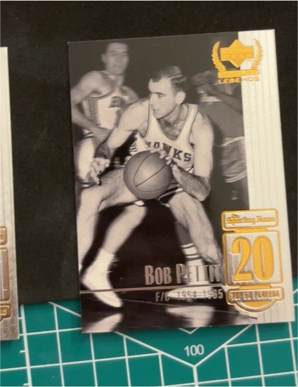 1999 Upper Deck Century Legends #20 Bob Pettit — front