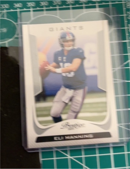 2011 Panini Prestige Eli Manning — front