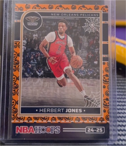 2024-25 Panini Haunted Hoops #182 Herbert Jones — front
