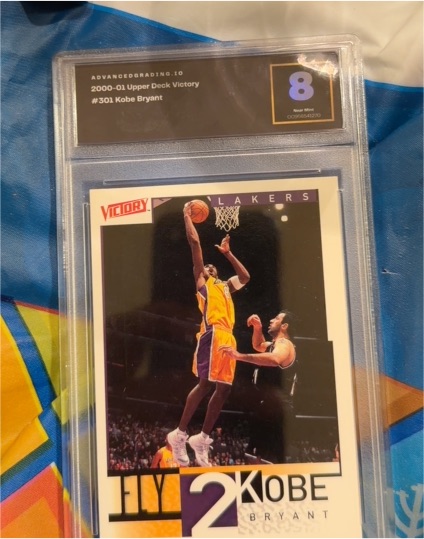 2000-01 Upper Deck Victory #301 Kobe Bryant — front