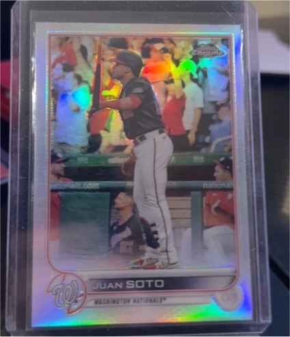 2022 Topps Chrome #129 Juan Soto — front