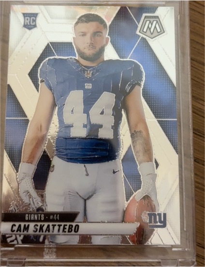 2025 Panini Mosaic #271 Cam Skattebo Rookie Variation — front