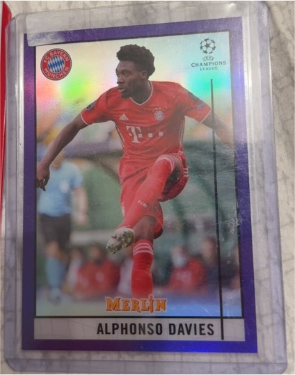 2020-21 Topps Merlin UEFA #33 Alphonso Davies — front