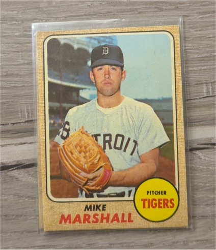1968 Topps #201 Mike Marshall — front