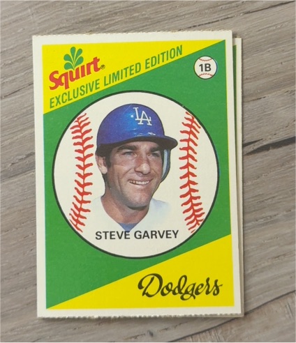 1981 Topps Squirt #4 Steve Garvey — front