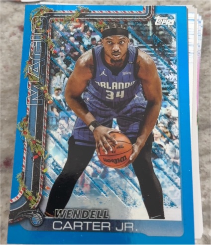 2025-26 Topps Holiday #H71 Wendell Carter Jr. — front
