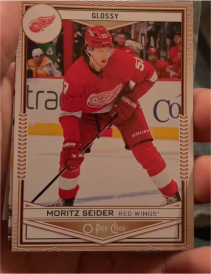 2024-25 Upper Deck Series 2 O-Pee-Chee Glossy #OPC-41 Moritz Seider — front