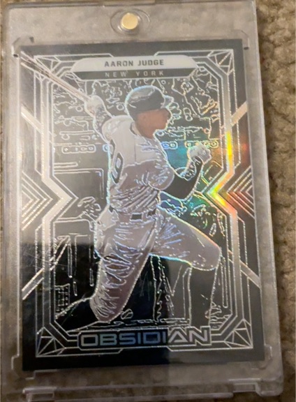 2022 Panini Chronicles Obsidian #36 Aaron Judge — front