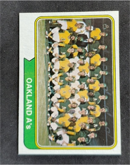 1974 Topps #246 Oakland A's Oakland Athletics — front