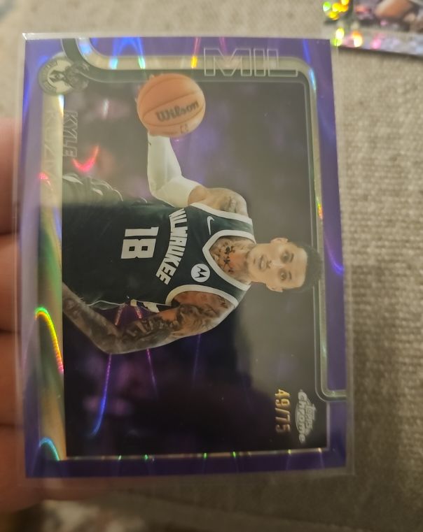 2024 Topps Chrome #49 Kyle Kuzma — front