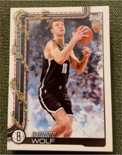 2025-26 Topps Holiday #H187 Danny Wolf — front