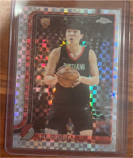 2025-26 Topps Chrome #266 Yang Hansen — front