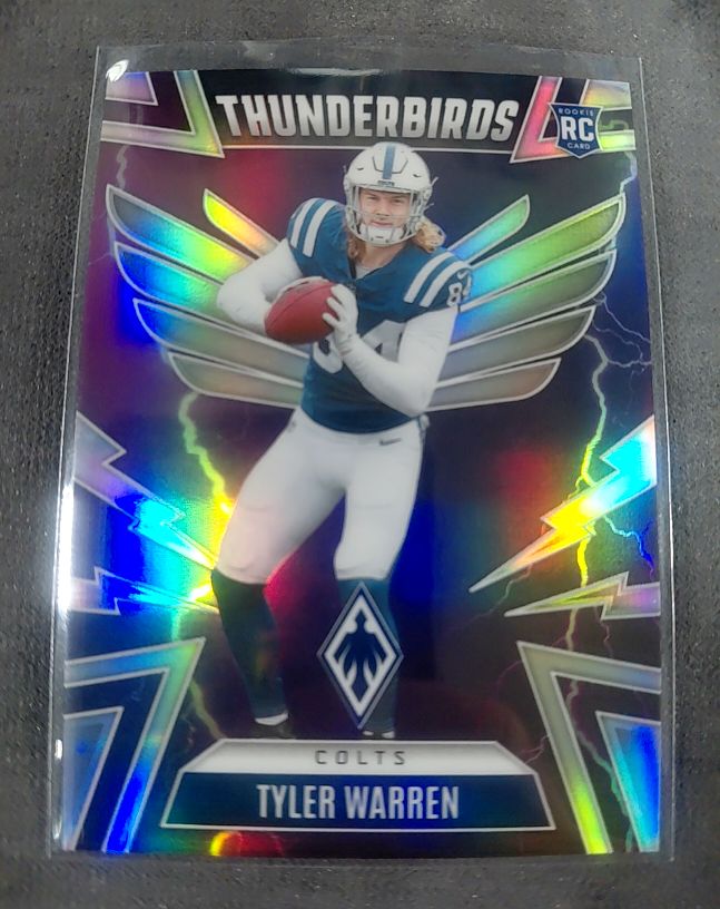 2025 Panini Phoenix Thunderbirds Silver Wave #21 Tyler Warren — front