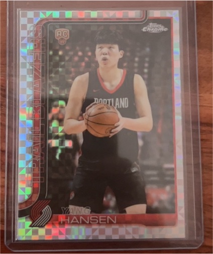 2025-26 Topps Chrome #266 Yang Hansen — front