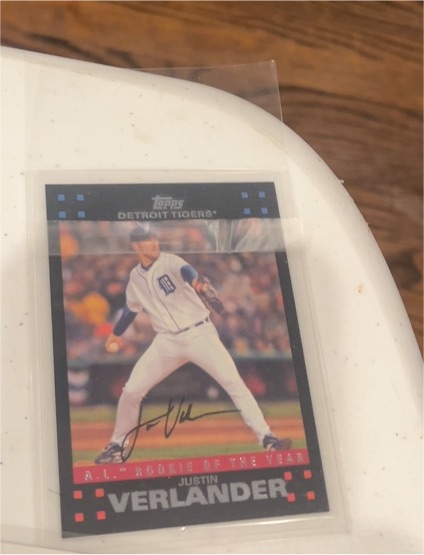 2007 Topps #326 Justin Verlander A.L. Rookie of Year Detroit Tigers — front