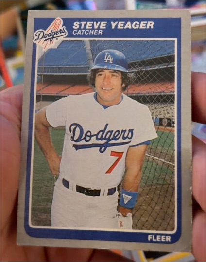1985 Fleer #7 Steve Yeager — front
