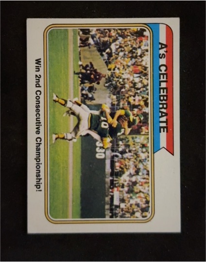 1974 Topps #479 A's Celebrate Ray Fosse — front
