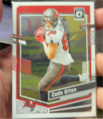 2023 Panini Donruss Optic #181 Cade Otton — front