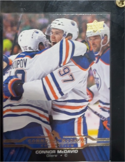 2015-16 Upper Deck Connor McDavid Collection #CM-17 Connor McDavid — front