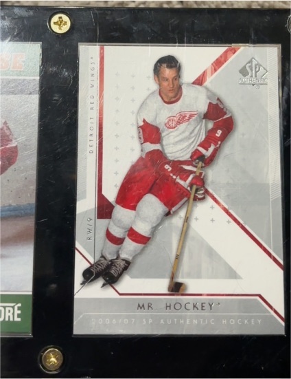2006-07 Upper Deck SP Authentic #64 Gordie Howe — front