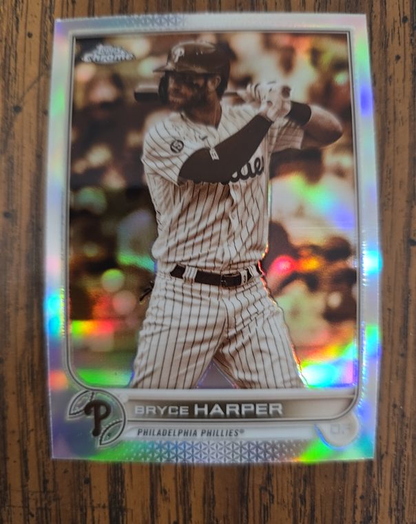 2022 Topps Chrome #220 Bryce Harper — front