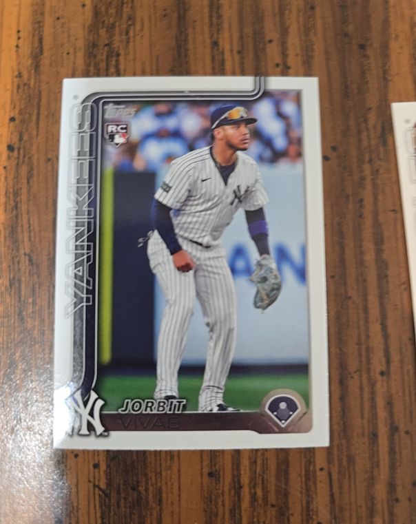2025 Topps Update Series #US258 Jorbit Vivas — front