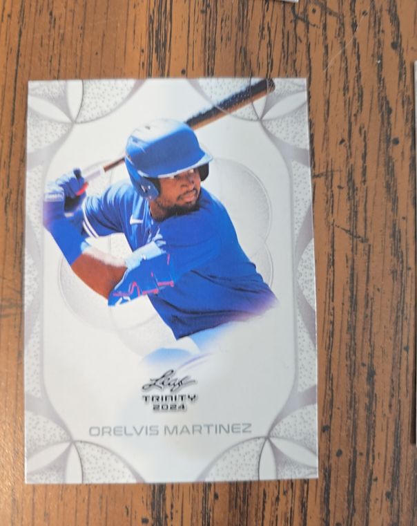 2024 Leaf Trinity #76 Orelvis Martinez — front