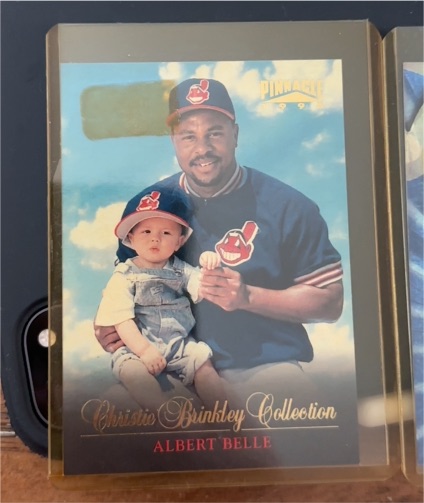 1996 Pinnacle #10 Albert Belle Christie Brinkley Collection — front