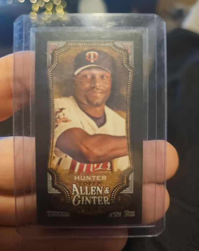 2024 Topps Allen & Ginter Mini Black Border #102 Torii Hunter — front