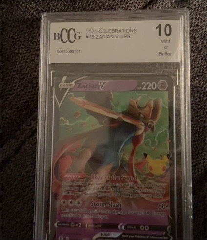 2021 Pokémon TCG Celebrations #16 Zacian V URR — front