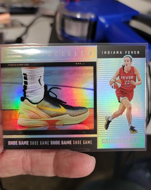 2025 Panini Chronicled #72 Caitlin Clark — front