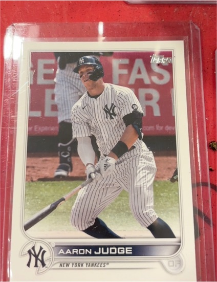 2022 Topps #99 Aaron Judge — front