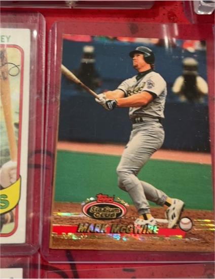 1992 Topps Stadium Club Mark McGwire — front
